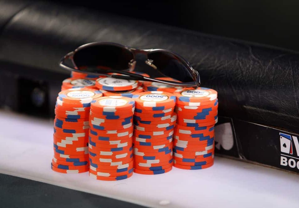 Online Blackjack - How To Play And Fun Strategies
