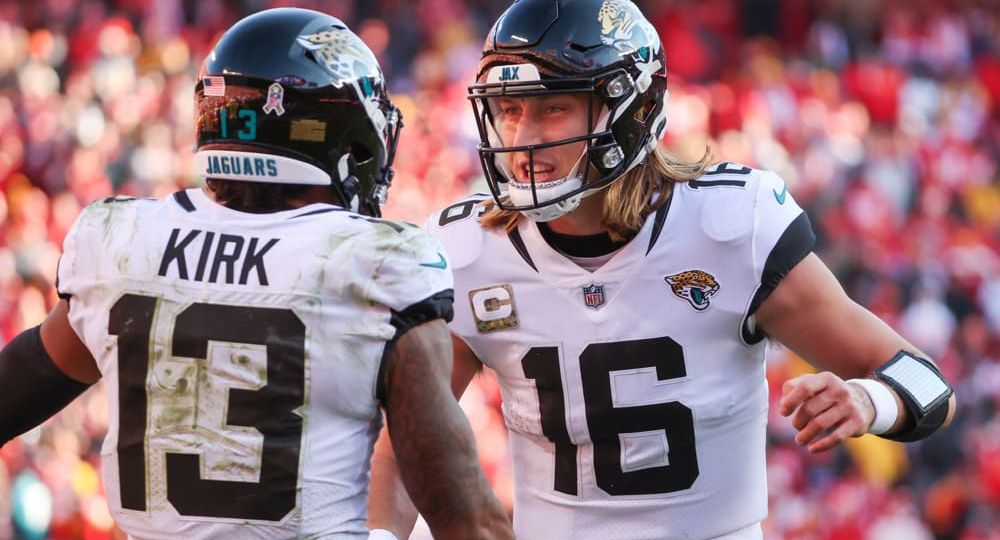 NFL Week 18 Saturday Games: Betting Picks + DFS Preview | NFL Gambling Podcast (Ep. 120)