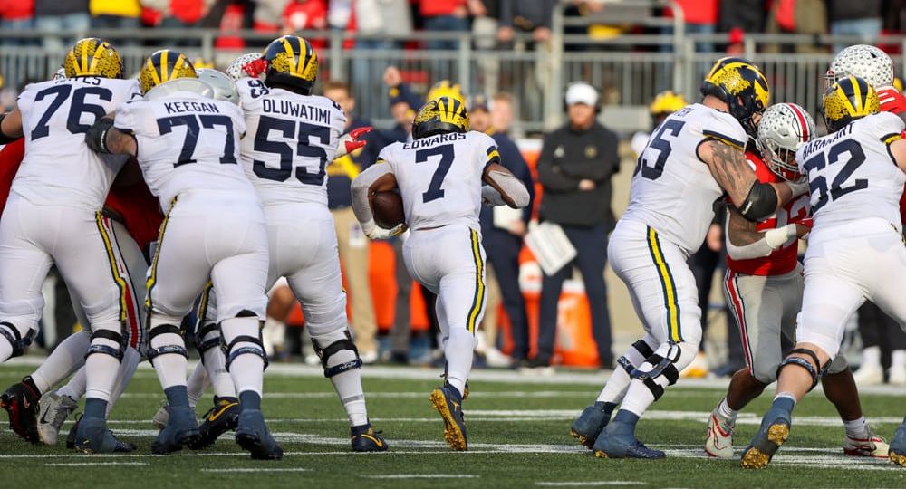 College Football Playoff Top 25 Rankings, Scenarios, and Bowl Projections