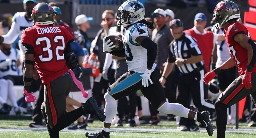 NFL Week 17 Sunday’s Best Bets and Props