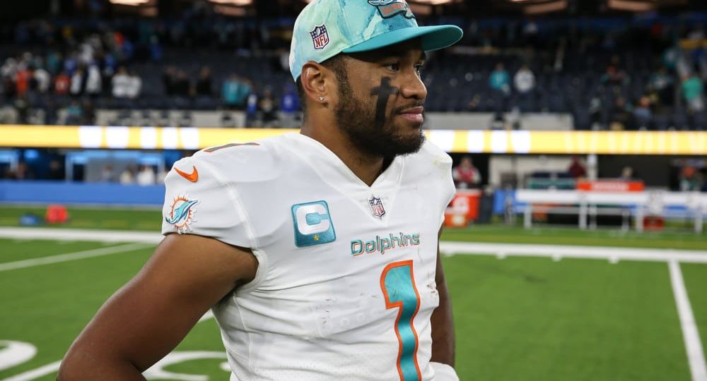 NFL: DEC 11 Dolphins at Chargers