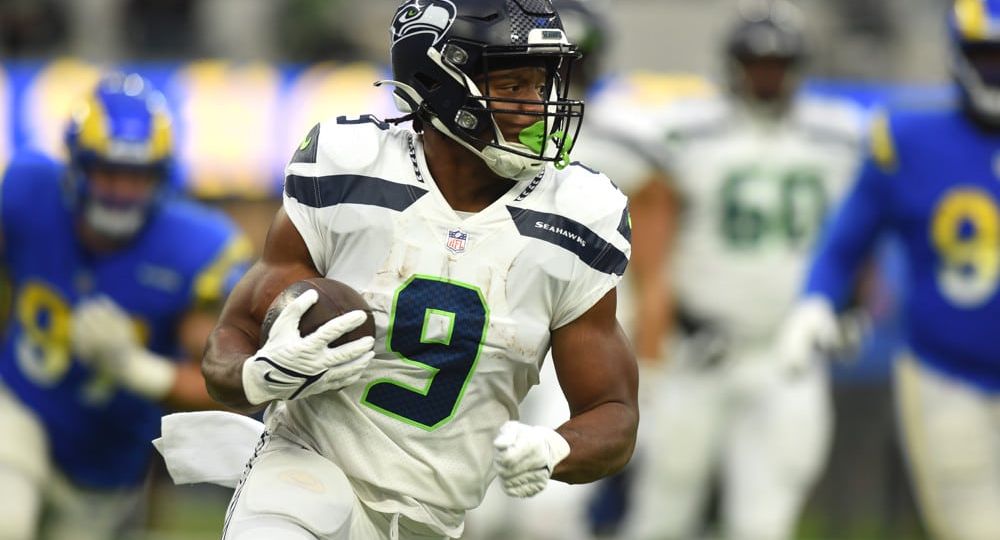 NFL: DEC 04 Seahawks at Rams