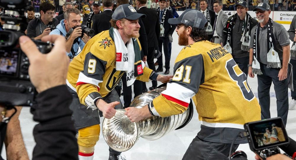 Stanley Cup hangover for Vegas Golden Knights? + Are Edmonton Oilers best in the West? | Hockey Gambling Podcast (Ep. 232)