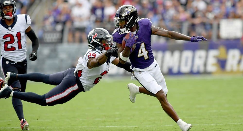 Sports Betting News: NFL Playoffs Going To Dogs; North Carolina Targets NCAA Tournament For Mobile Betting