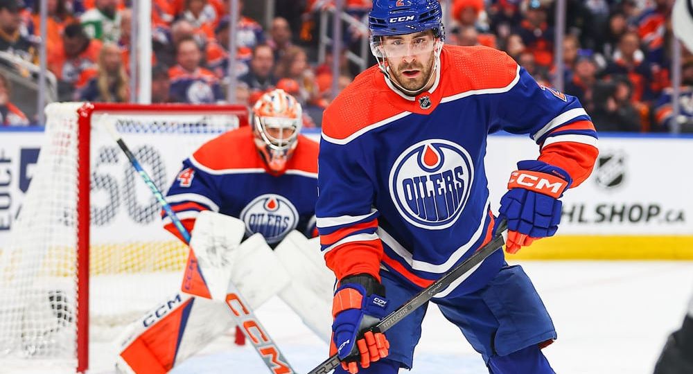 NHL: MAY 01 Western Conference First Round - Kings at Oilers