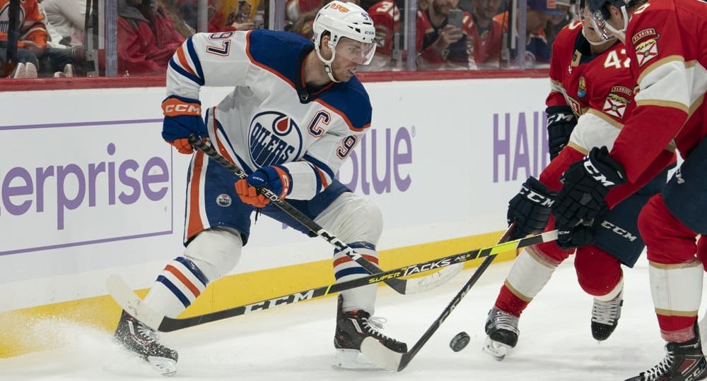 Conn Smythe Trophy Betting Favorites & Longshots: Edmonton Oilers & Florida Panthers