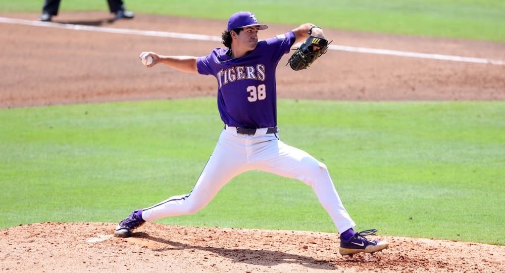 College Baseball Picks For June 1st - NCAA Baseball Tournament